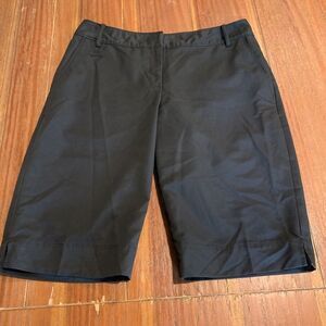 IZOD Women’s XFG Cool FX Women’s Black Golf Bermuda Shorts Size 8
